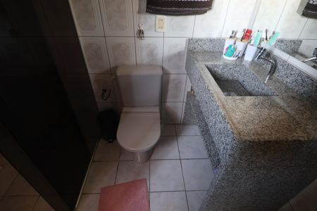 Casa à venda com 345m², 4 quartos e 5 vagasBanheiro