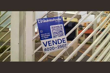 Apartamento à venda com 64m², 2 quartos e 1 vaga Apartamento à venda com 64m², 2 quartos e 1 vagaPlaca