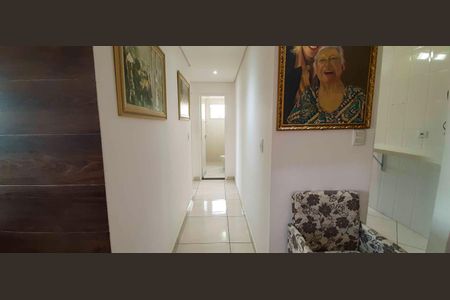 Apartamento à venda com 64m², 2 quartos e 1 vaga Apartamento à venda com 64m², 2 quartos e 1 vagaCorredor