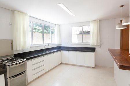 Casa de condomínio à venda com 170m², 3 quartos e 3 vagasCozinha