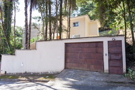 Casa de condomínio à venda com 170m², 3 quartos e 3 vagasFachada