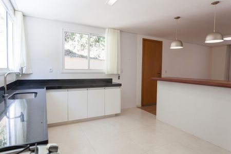 Casa de condomínio à venda com 170m², 3 quartos e 3 vagasCozinha