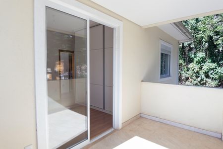 Casa de condomínio à venda com 170m², 3 quartos e 3 vagasVaranda Quarto 1