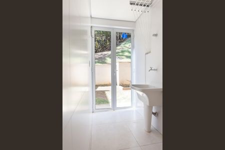 Casa de condomínio à venda com 170m², 3 quartos e 3 vagasÁrea de Serviço