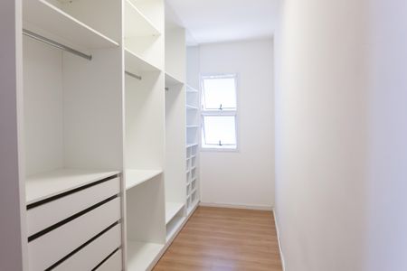 Casa de condomínio à venda com 170m², 3 quartos e 3 vagasCloset do quarto 3