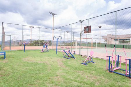 Casa de condomínio à venda com 170m², 3 quartos e 3 vagasÁrea comum - Playground