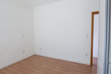 Casa de condomínio à venda com 170m², 3 quartos e 3 vagasQuarto 1