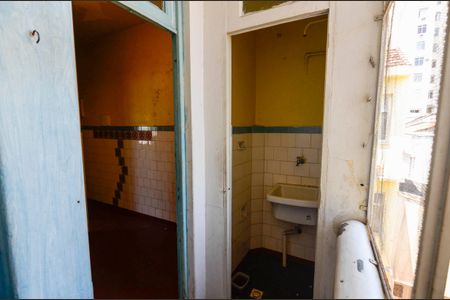 Apartamento à venda com 71m², 2 quartos e sem vaga Apartamento à venda com 71m², 2 quartos e sem vagaÁrea de Serviço