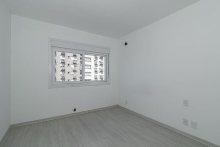 Suíte de apartamento à venda com 2 quartos, 62m² em São Sebastião, Porto Alegre