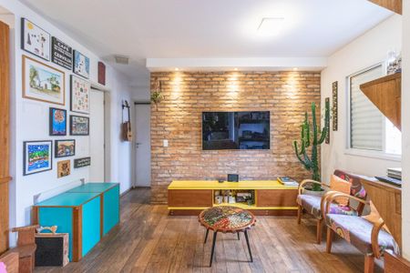 Sala de apartamento para alugar com 2 quartos, 72m² em Vila Nova Conceição, São Paulo