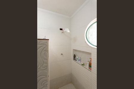 Casa à venda com 165m², 4 quartos e 5 vagas Casa à venda com 165m², 4 quartos e 5 vagasBanheiro da Suíte 2