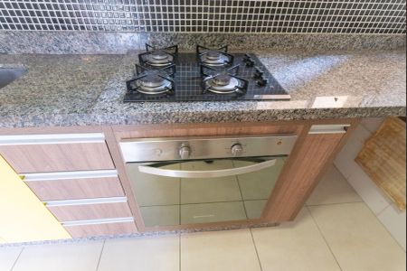 Apartamento à venda com 80m², 2 quartos e 2 vagasCozinha