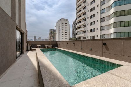 Studio à venda com 26m², 1 quarto e sem vagaPiscina