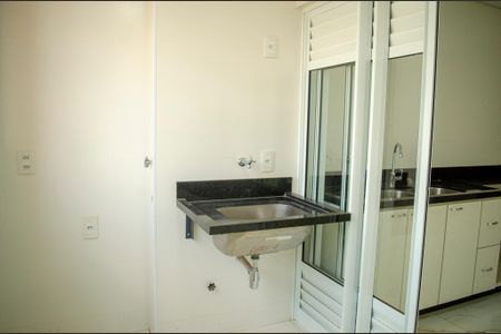 Apartamento para alugar com 160m², 3 quartos e 3 vagas Apartamento para alugar com 160m², 3 quartos e 3 vagasÁrea de Serviço