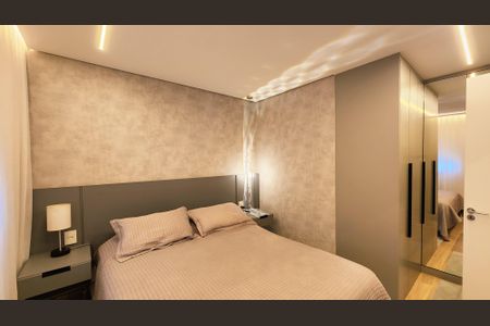 Apartamento à venda com 152m², 4 quartos e 2 vagas Apartamento à venda com 152m², 4 quartos e 2 vagasSuíte 2