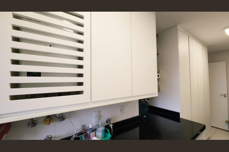 Apartamento à venda com 152m², 4 quartos e 2 vagas Apartamento à venda com 152m², 4 quartos e 2 vagasÁrea de Serviço