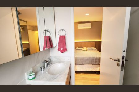 Apartamento à venda com 152m², 4 quartos e 2 vagas Apartamento à venda com 152m², 4 quartos e 2 vagasBanheiro da Suíte 3