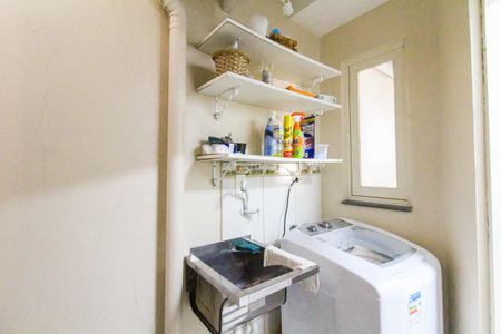 Casa de condomínio à venda com 78m², 2 quartos e 1 vaga Casa de condomínio à venda com 78m², 2 quartos e 1 vagaÁrea de Serviço