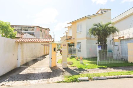 Casa de condomínio à venda com 78m², 2 quartos e 1 vaga Casa de condomínio à venda com 78m², 2 quartos e 1 vagaFachada