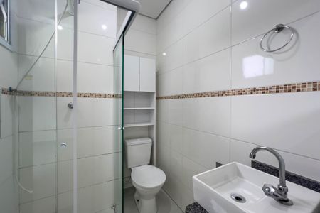 Banheiro de apartamento para alugar com 1 quarto, 28m² em Ipiranga, São Paulo