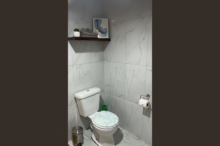Banheiro de casa para alugar com 1 quarto, 45m² em Vila Nova, Mesquita
