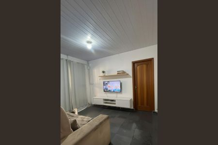Sala de casa para alugar com 1 quarto, 45m² em Vila Nova, Mesquita