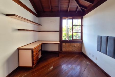 Casa de condomínio para alugar com 326m², 3 quartos e 3 vagas Casa de condomínio para alugar com 326m², 3 quartos e 3 vagasQuarto 2