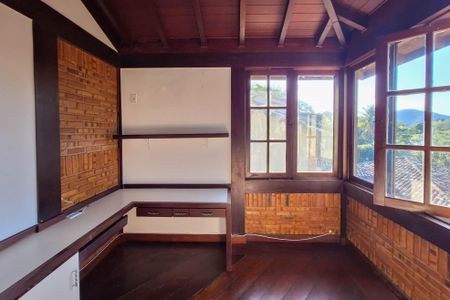 Casa de condomínio para alugar com 326m², 3 quartos e 3 vagas Casa de condomínio para alugar com 326m², 3 quartos e 3 vagasQuarto 1