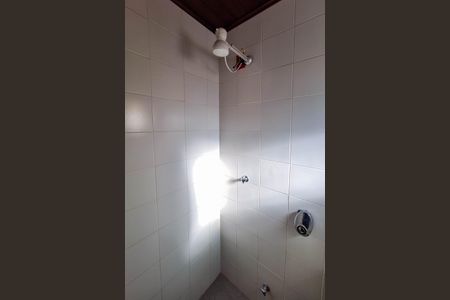 Casa de condomínio para alugar com 326m², 3 quartos e 3 vagas Casa de condomínio para alugar com 326m², 3 quartos e 3 vagasBanheiro de serviço