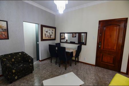 Apartamento à venda com 72m², 2 quartos e 1 vaga Apartamento à venda com 72m², 2 quartos e 1 vagaSala