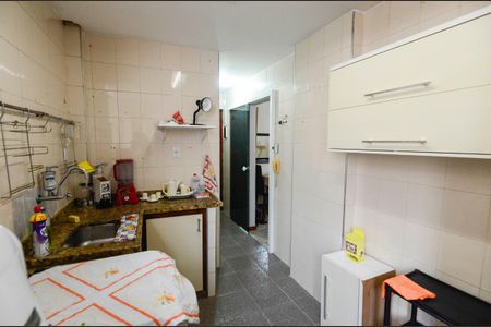 Apartamento à venda com 72m², 2 quartos e 1 vaga Apartamento à venda com 72m², 2 quartos e 1 vagaCozinha