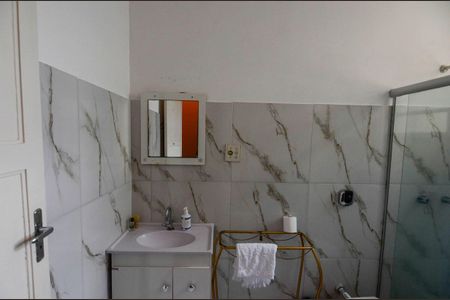 Apartamento à venda com 72m², 2 quartos e 1 vaga Apartamento à venda com 72m², 2 quartos e 1 vagaBanheiro Social