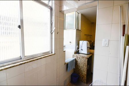 Apartamento à venda com 72m², 2 quartos e 1 vaga Apartamento à venda com 72m², 2 quartos e 1 vagaÁrea de Serviço