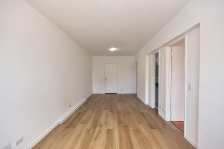 Sala de apartamento para alugar com 1 quarto, 47m² em Vila Sonia, São Paulo