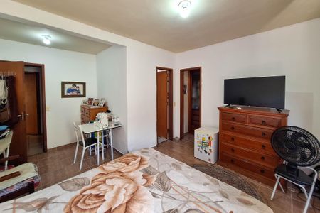 Casa à venda com 200m², 3 quartos e 2 vagas Casa à venda com 200m², 3 quartos e 2 vagasSuíte 1