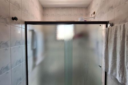 Casa à venda com 200m², 3 quartos e 2 vagas Casa à venda com 200m², 3 quartos e 2 vagasBanheiro da Suíte 1