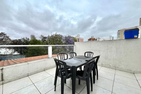 Casa à venda com 150m², 3 quartos e 1 vaga Casa à venda com 150m², 3 quartos e 1 vagaÁrea externa