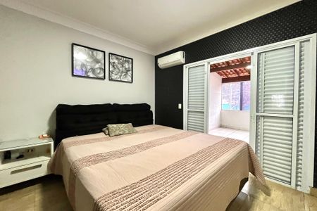 Casa à venda com 150m², 3 quartos e 1 vaga Casa à venda com 150m², 3 quartos e 1 vagaSuite 1
