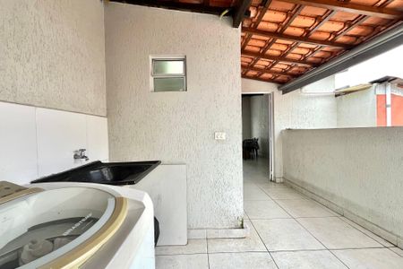 Casa à venda com 150m², 3 quartos e 1 vaga Casa à venda com 150m², 3 quartos e 1 vagaÁrea de Serviço