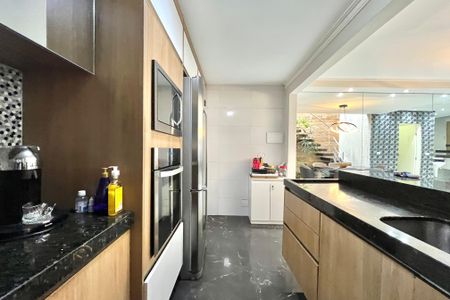 Casa à venda com 150m², 3 quartos e 1 vaga Casa à venda com 150m², 3 quartos e 1 vagaCozinha