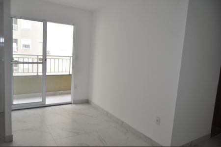 Sala de apartamento para alugar com 2 quartos, 48m² em Del Castilho, Rio de Janeiro