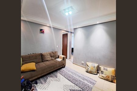Sala de apartamento para alugar com 2 quartos, 50m² em Conceicao, Osasco