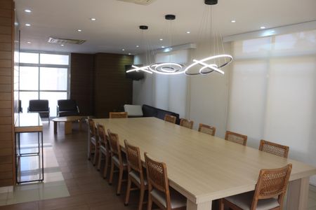 Apartamento à venda com 144m², 3 quartos e 2 vagasÁrea comum - Salão de festas