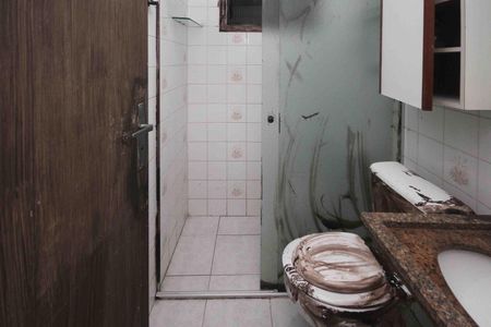 Apartamento à venda com 54m², 2 quartos e 1 vaga Apartamento à venda com 54m², 2 quartos e 1 vagaBanheiro Social