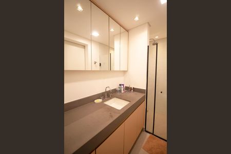 Apartamento à venda com 65m², 1 quarto e 2 vagas