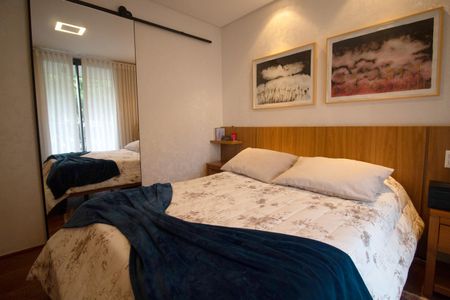 Apartamento à venda com 65m², 1 quarto e 2 vagas