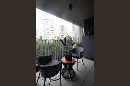 Apartamento à venda com 65m², 1 quarto e 2 vagas