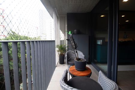 Apartamento à venda com 65m², 1 quarto e 2 vagas