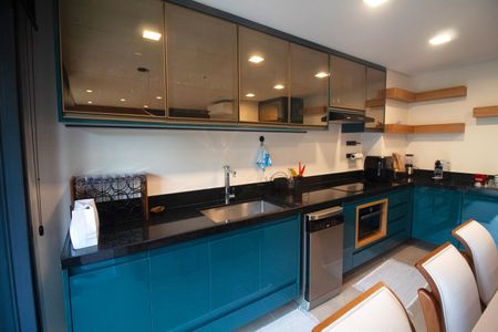 Apartamento à venda com 65m², 1 quarto e 2 vagas