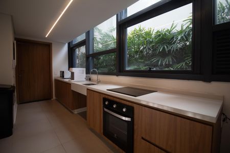 Apartamento à venda com 65m², 1 quarto e 2 vagas